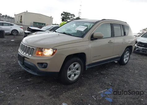 2016 Jeep Compass Latitude из США, поврежденный, VIN 1C4NJCEB3GD784479